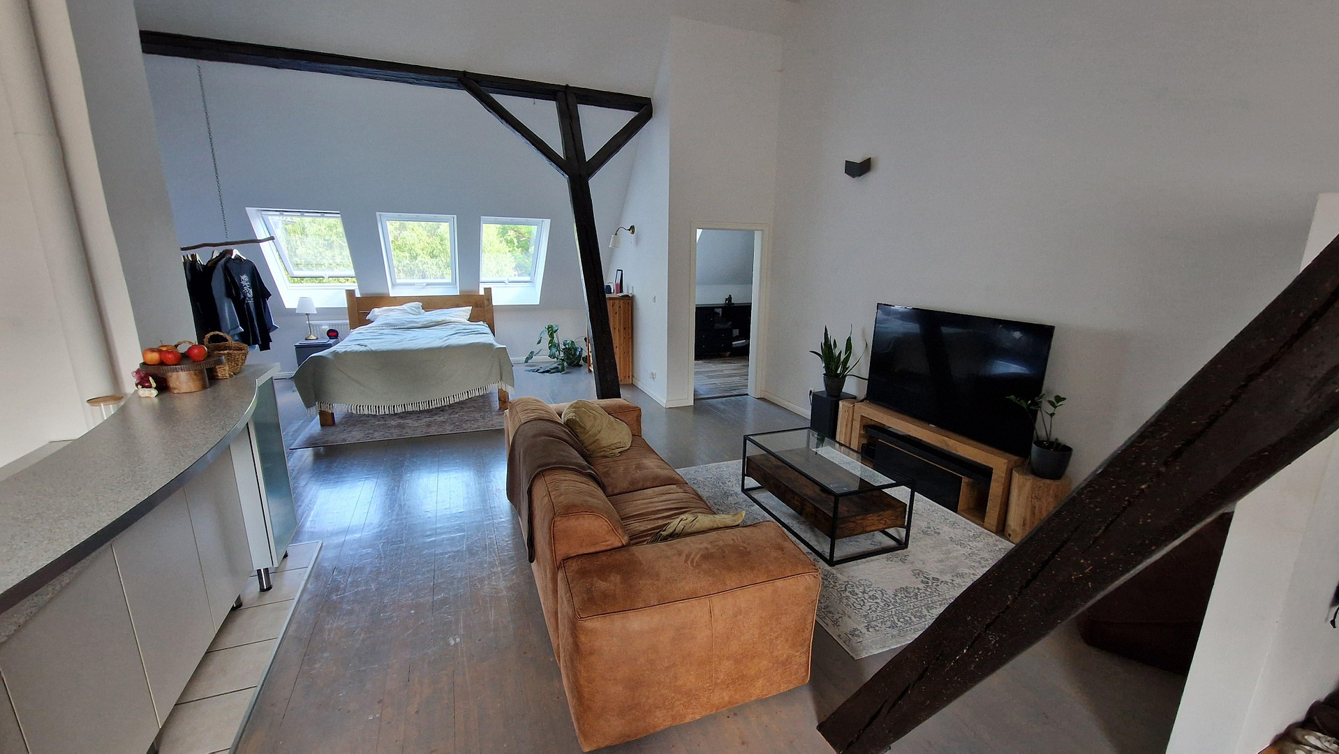 Dachgeschosswohnung mit Gartennutzung im kernsanierten Landhaus – Im Dorfe 10, 21401 Bavendorf – Vorschaubild 2