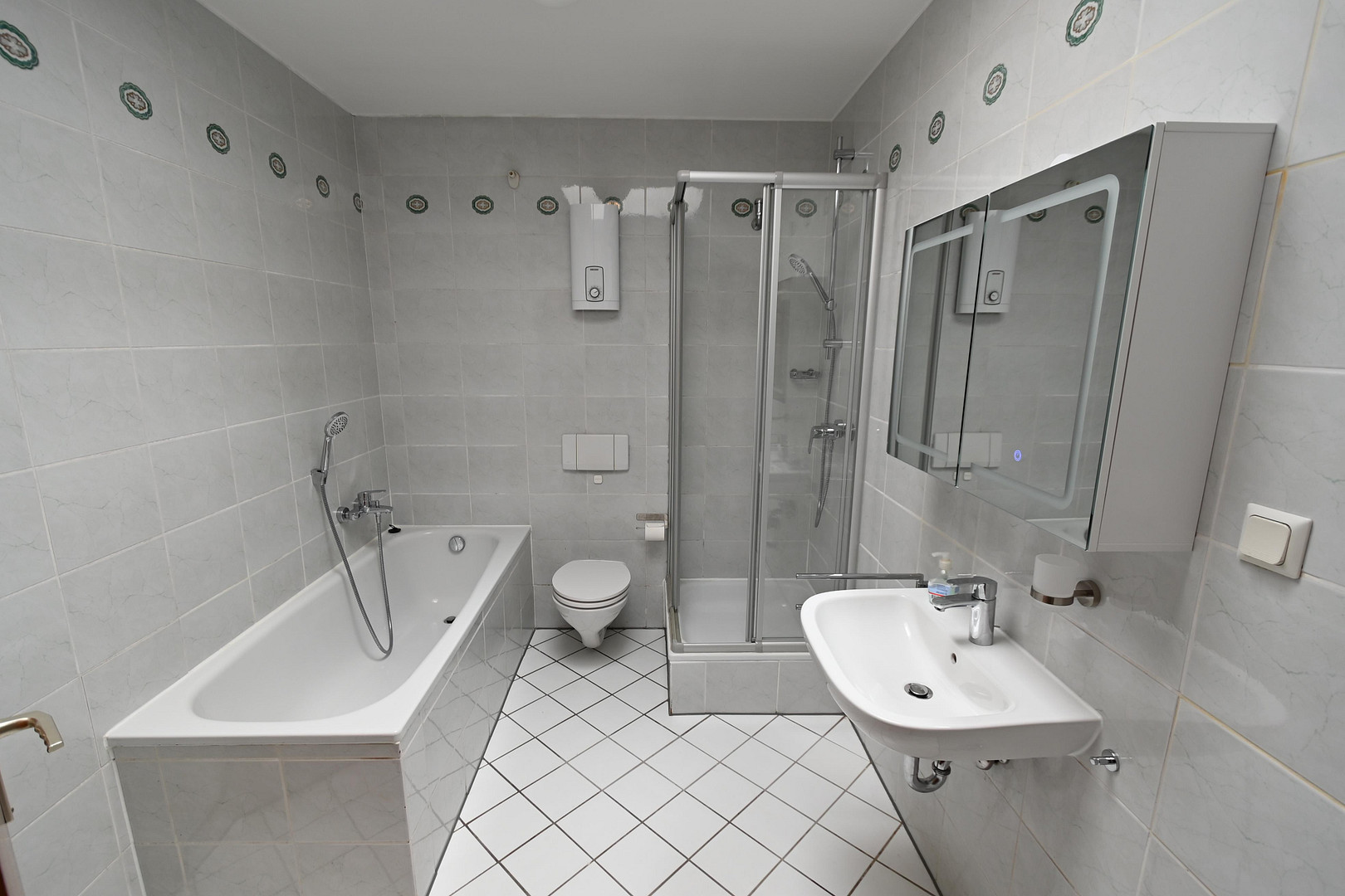Penthouse-Wohnen in Köln-Wahn – 110 m² | Dachterrasse | Wintergarten | Balkon | TG – Frankfurter Str.214, 51147 Köln(Wahn) – Vorschaubild 9