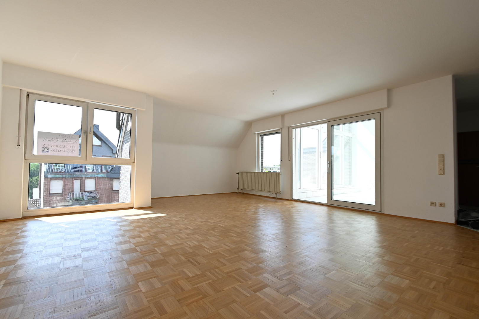 Penthouse-Wohnen in Köln-Wahn – 110 m² | Dachterrasse | Wintergarten | Balkon | TG – Frankfurter Str.214, 51147 Köln(Wahn) – Vorschaubild 3