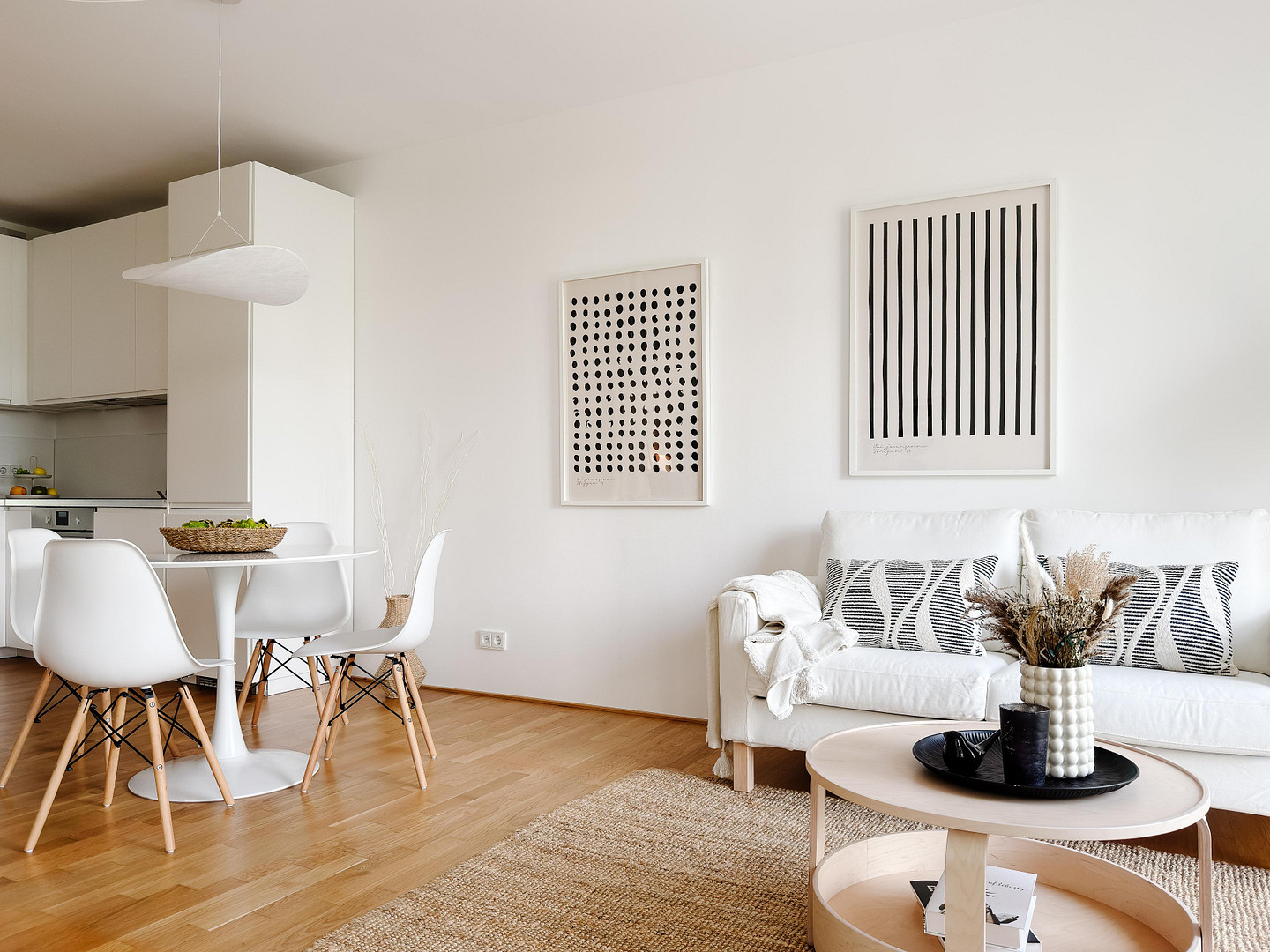 Wohnen am Wasser: Stilvolle 2-Zimmer-Wohnung mit Balkon, Wasserblick und Tiefgarage – Am Zollhafen 9-11, 55118 Mainz – Vorschaubild 7