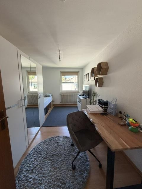 Würzburg- 4-Zi, sehr hell, gr. Balkon, Garage, Stellplatz ab 1.8. – Würzburg(Nikolausberg) – Vorschaubild 12
