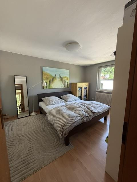 Würzburg- 4-Zi, sehr hell, gr. Balkon, Garage, Stellplatz ab 1.8. – Würzburg(Nikolausberg) – Vorschaubild 8