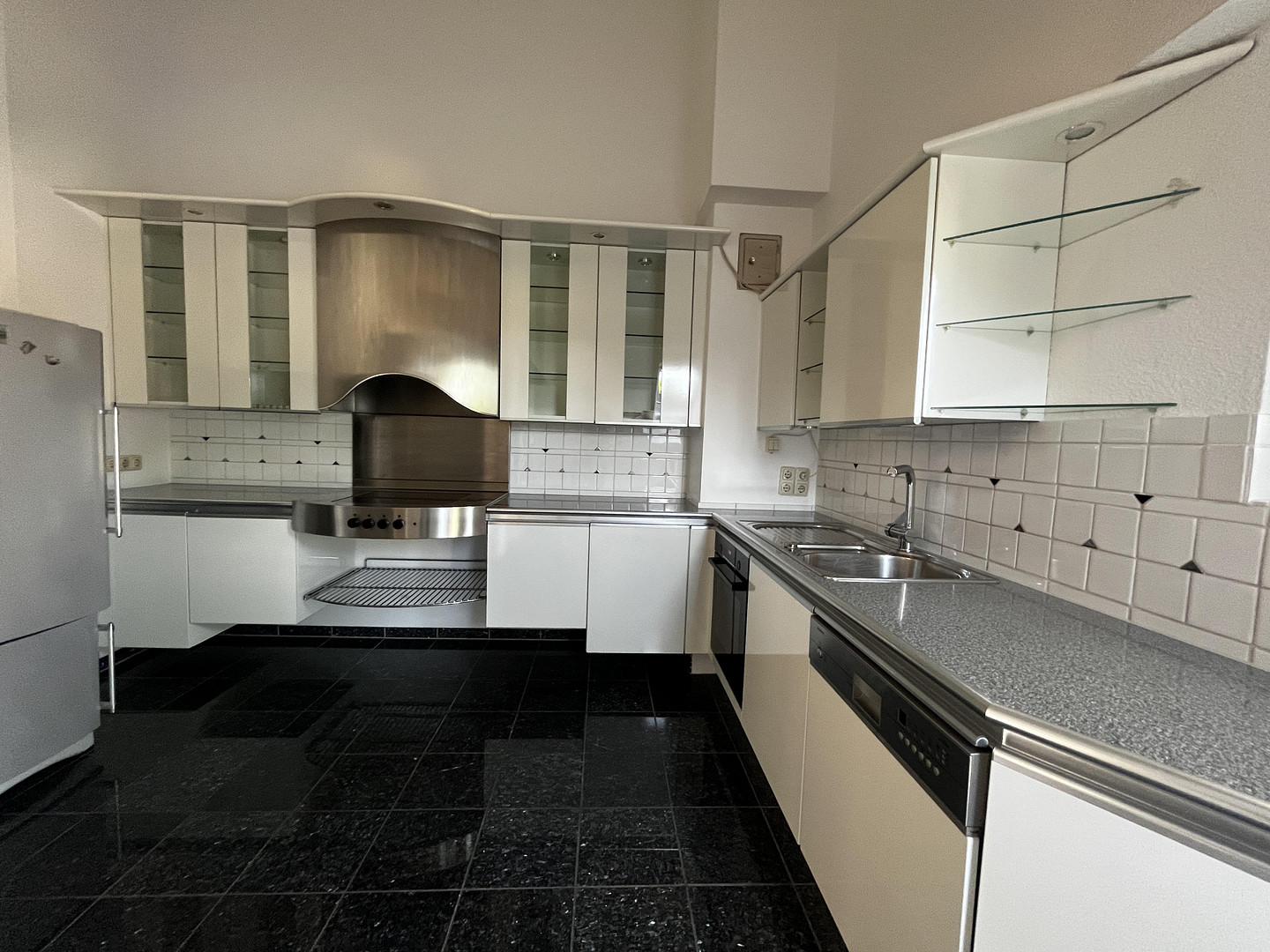 Charmante lichtdurchflutete  Eigentumswohnung mit Dachterrasse in Südlage – 45147 Essen(Holsterhausen) – Vorschaubild 21