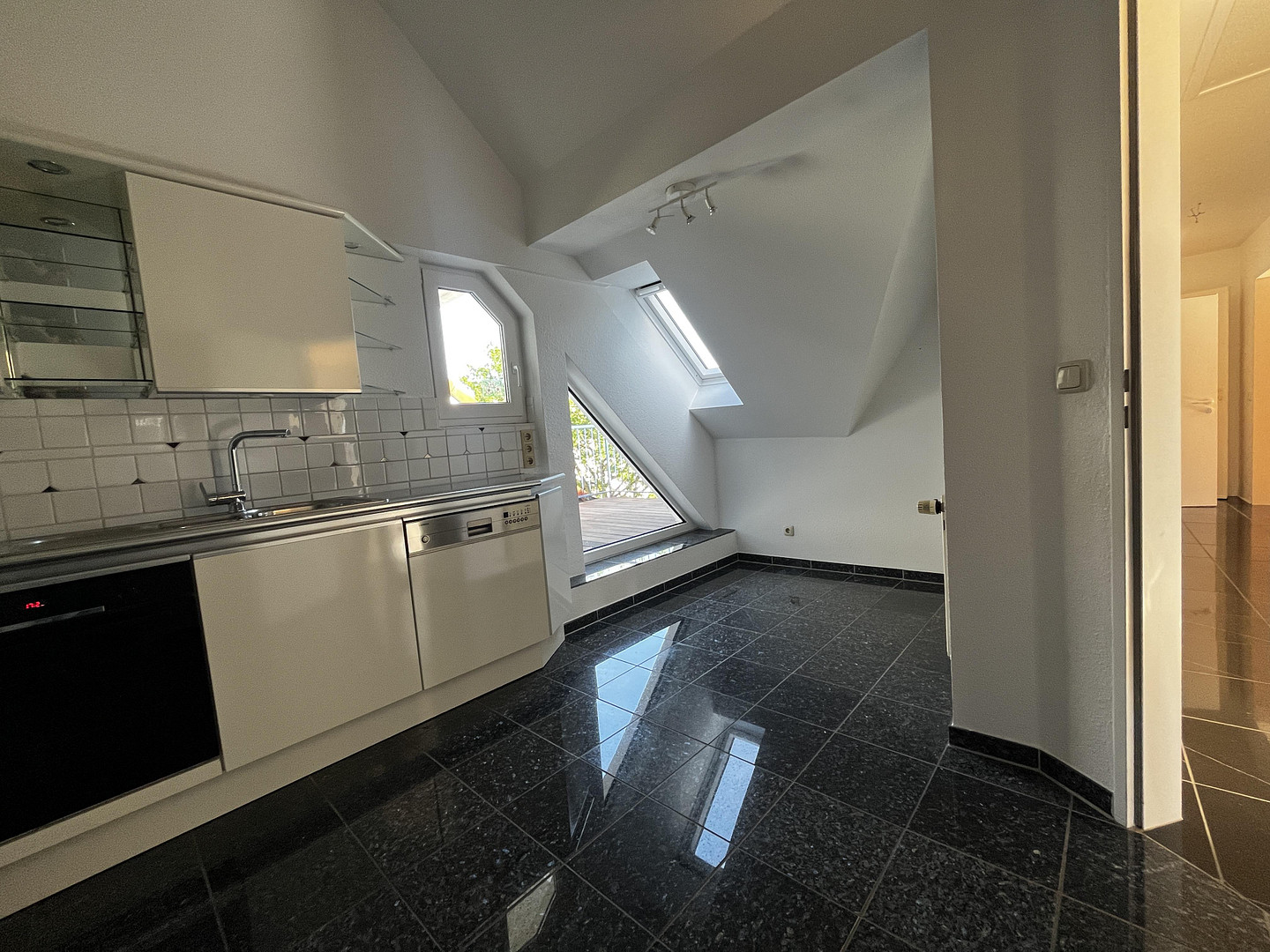Charmante lichtdurchflutete  Eigentumswohnung mit Dachterrasse in Südlage – 45147 Essen(Holsterhausen) – Vorschaubild 24