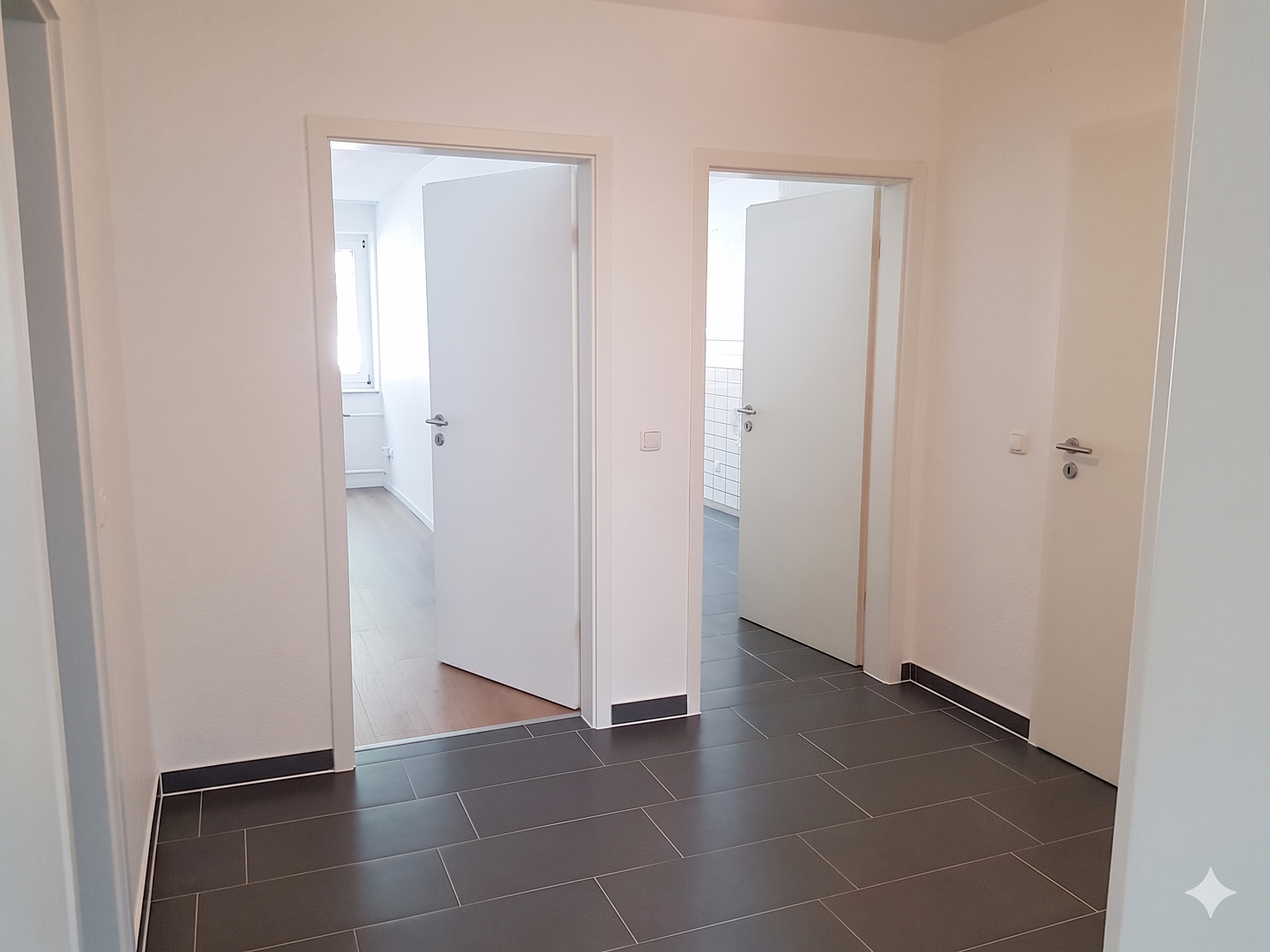 Aachen Zentrum, helle 2 Zimmer Wohnung, 65,3 qm saniert – Jülicher Straße 24, 52070 Aachen – Vorschaubild 4