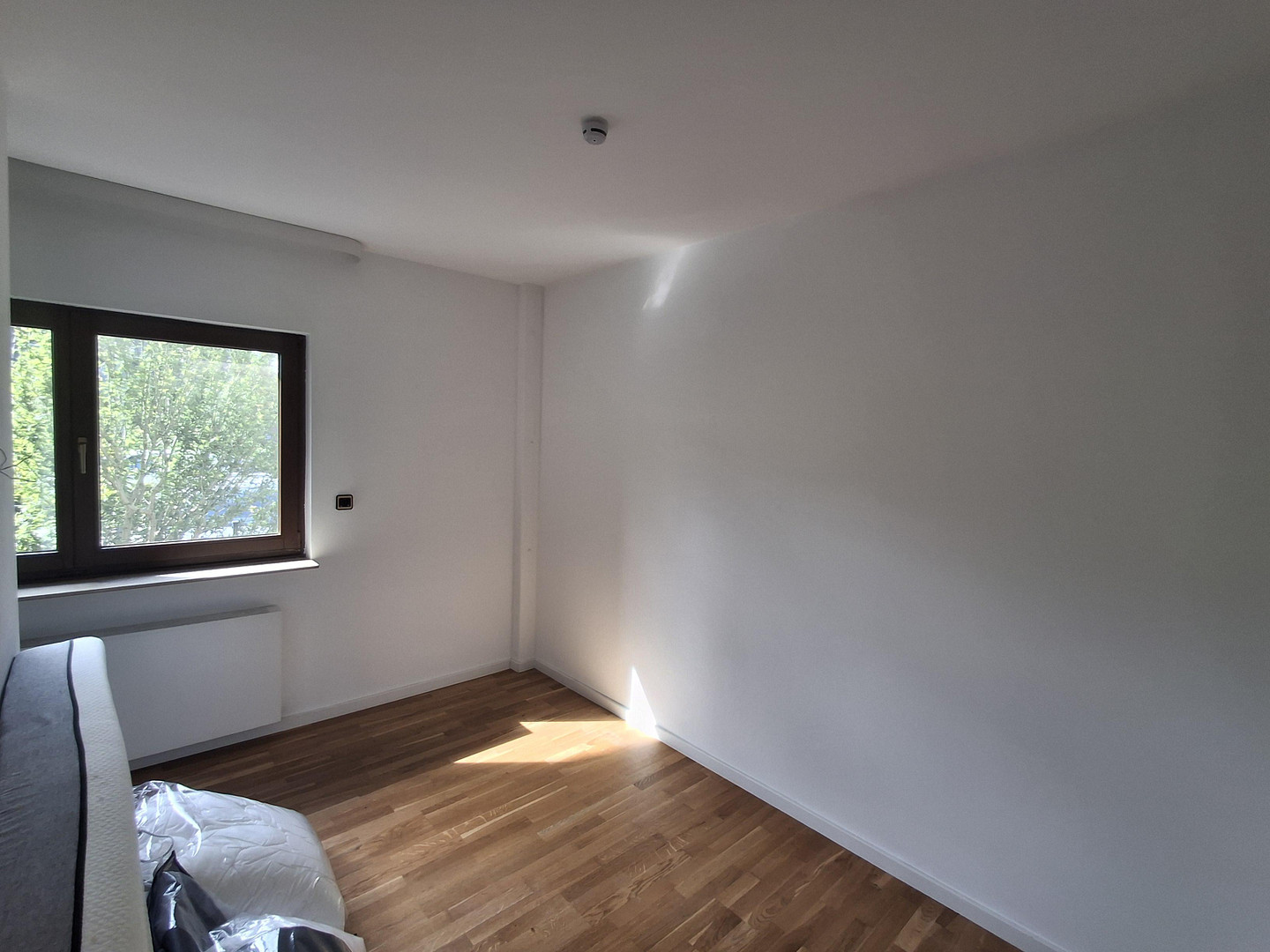 Sonnige EG-Wohnung mit EBK, Wannenbad, Kamin & Garten - von privat an privat – Temmeweg, 14089 Berlin(Kladow) – Vorschaubild 8