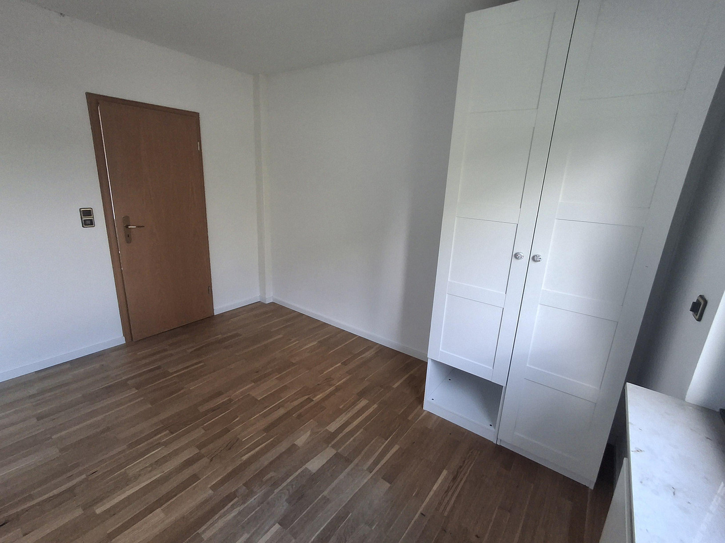 Sonnige EG-Wohnung mit EBK, Wannenbad, Kamin & Garten - von privat an privat – Temmeweg, 14089 Berlin(Kladow) – Vorschaubild 12