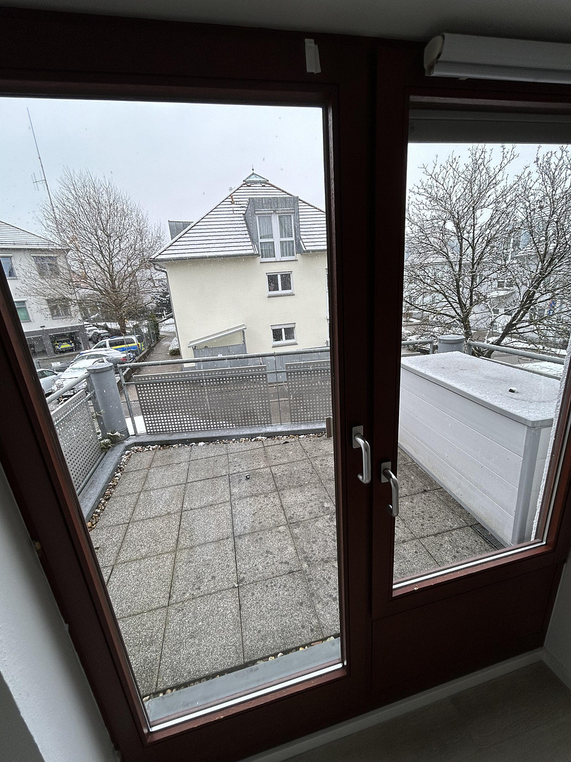 Stadtnah und ruhig: Gut geschnittene 2-Zi.-Wohnung mit Balkon & Tiefgarage – fußläufig zum Bahnhof – Alzentalstraße 2, 71083 Herrenberg – Vorschaubild 6