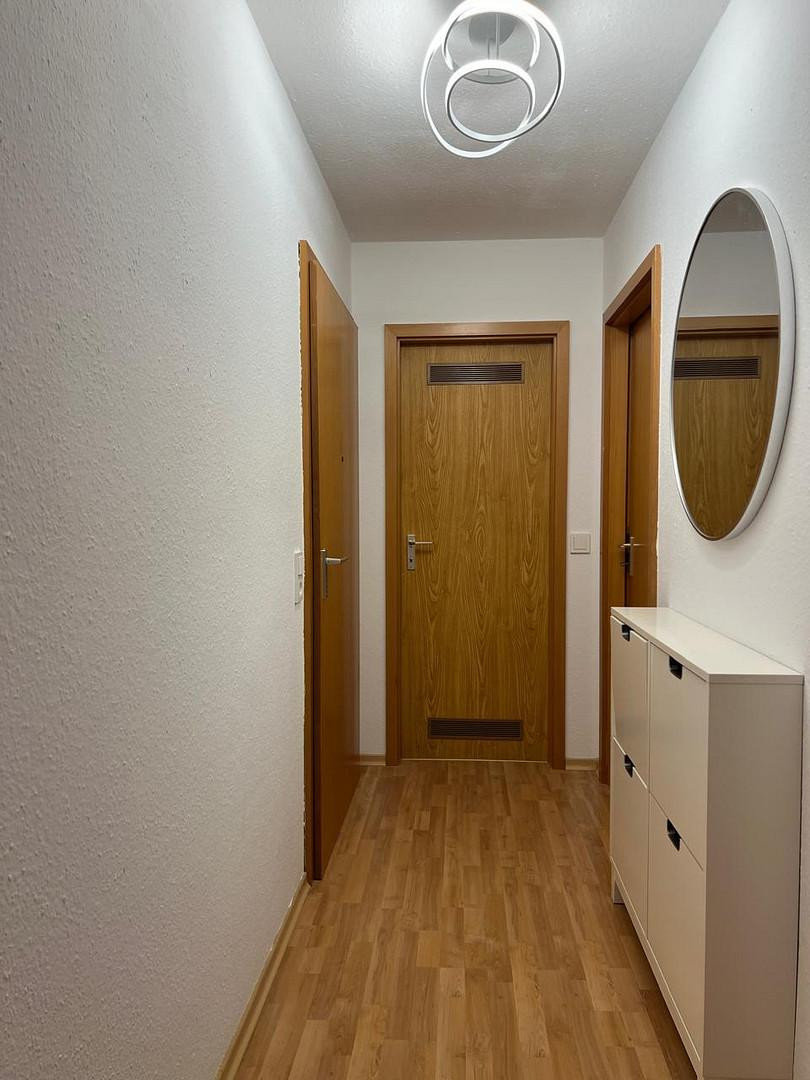 Möblierte 2 Zimmerwohnung nähe Hochschule und Bosch mit Garten – Elsa-Brändström-Straße 40, 72762 Reutlingen – Vorschaubild 7