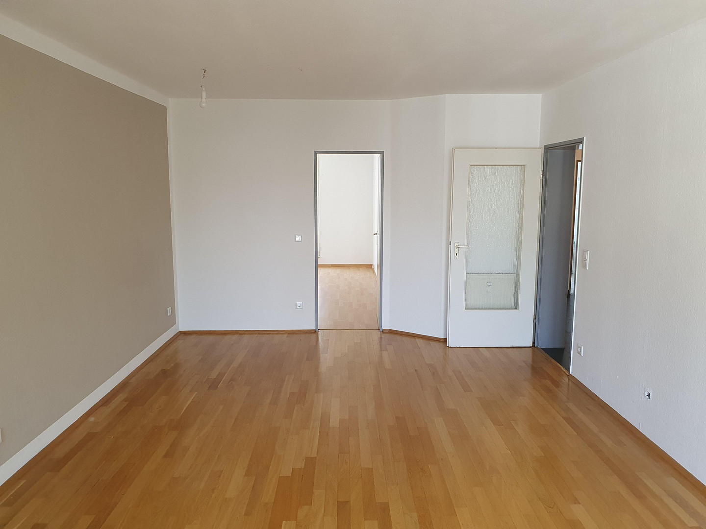 3-Zimmer-Wohnung mit Aufzug, Balkon und Garage in Zentrumsnähe – Leyentalstraße 100, 47799 Krefeld(Cracau) – Vorschaubild 6