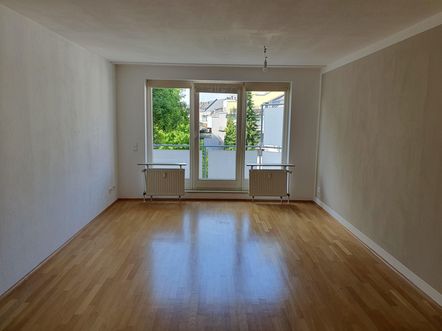 3-Zimmer-Wohnung mit Aufzug, Balkon und Garage in Zentrumsnähe – Leyentalstraße 100, 47799 Krefeld(Cracau) – Vorschaubild 5