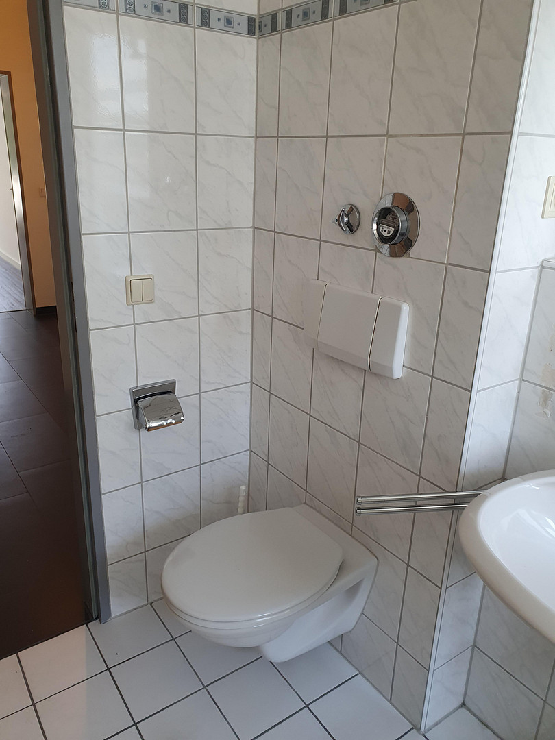3-Zimmer-Wohnung mit Aufzug, Balkon und Garage in Zentrumsnähe – Leyentalstraße 100, 47799 Krefeld(Cracau) – Vorschaubild 12