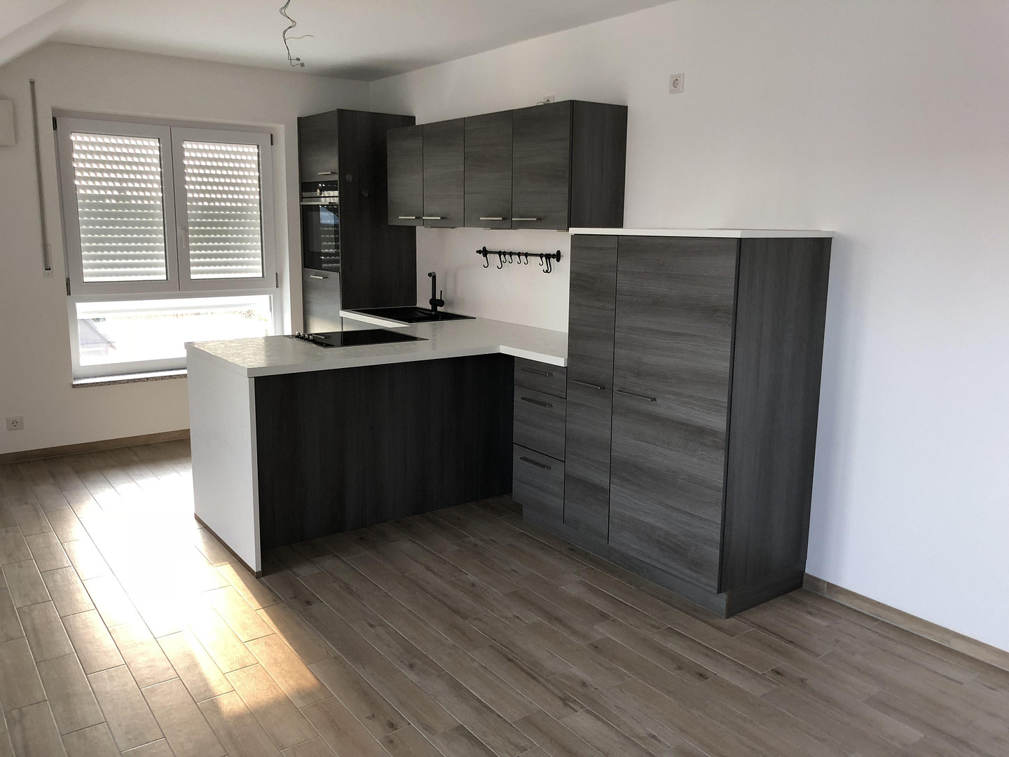 Hochwertige Dachgeschosswohnung in zentraler Lage in Gaimersheim – Gaimersheim – Vorschaubild 2