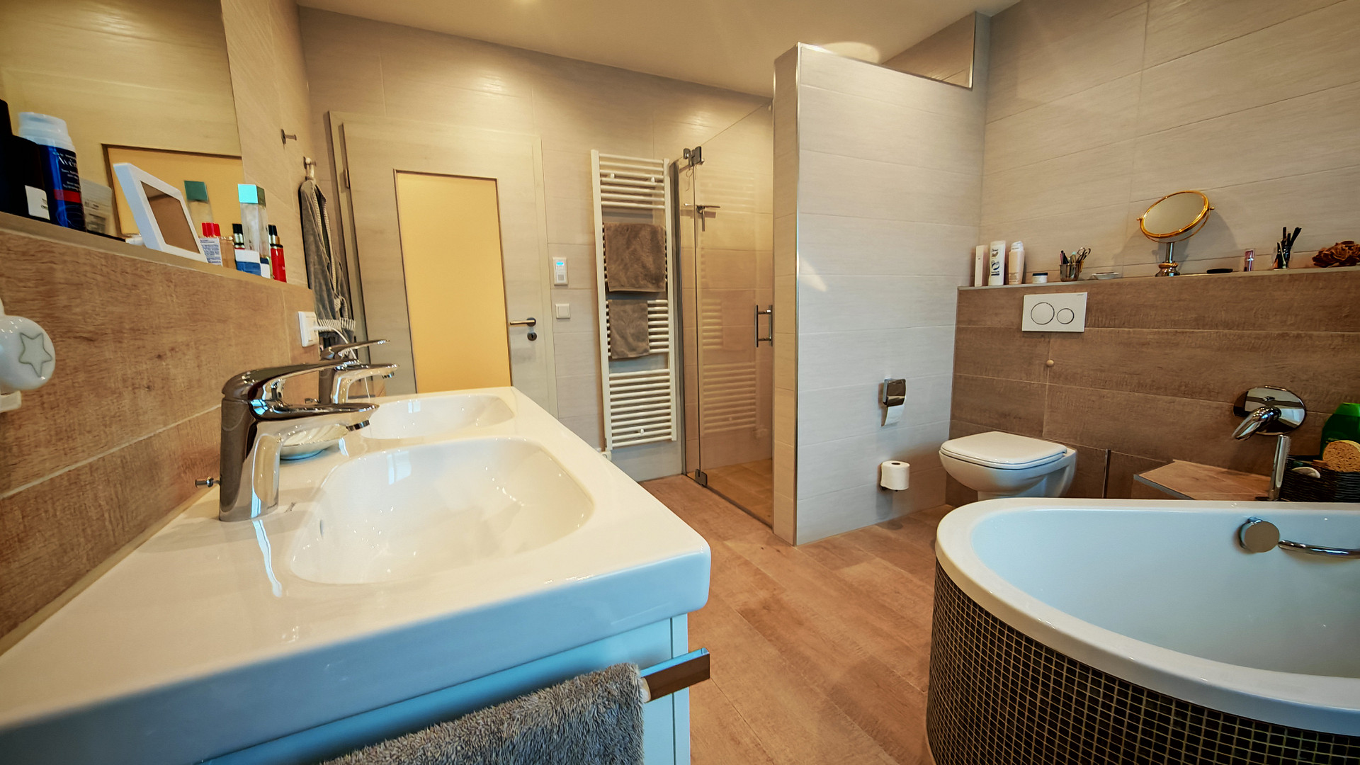 Zeitlose Eleganz trifft modernen Wohnkomfort – hochwertiges Reihenhaus mit exklusivem Interior – ALTDORF B. NUERNBERG(Altdorf bei Nürnberg) – Vorschaubild 24