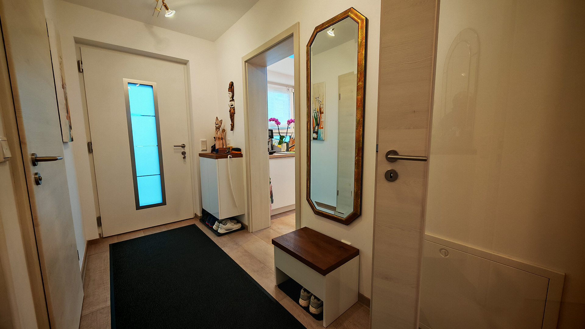 Zeitlose Eleganz trifft modernen Wohnkomfort – hochwertiges Reihenhaus mit exklusivem Interior – ALTDORF B. NUERNBERG(Altdorf bei Nürnberg) – Vorschaubild 13