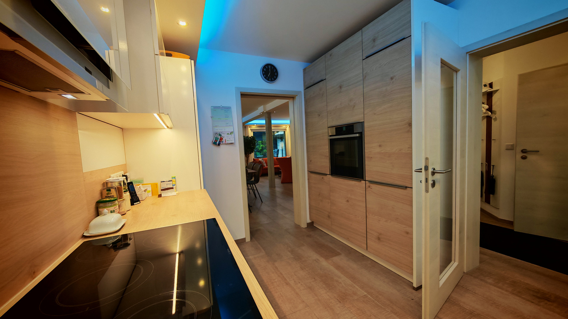 Zeitlose Eleganz trifft modernen Wohnkomfort – hochwertiges Reihenhaus mit exklusivem Interior – ALTDORF B. NUERNBERG(Altdorf bei Nürnberg) – Vorschaubild 12