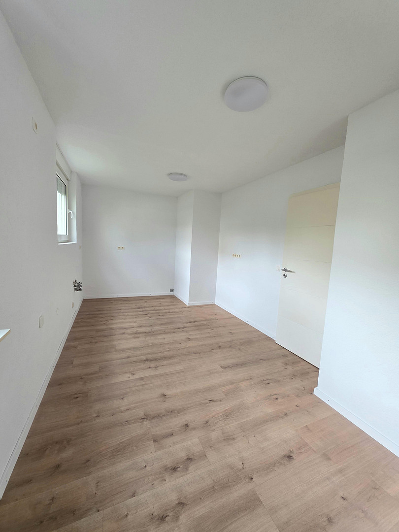 4 Zimmer Wohnung im Grünen PROVISIONSFREI – Berliner Str. 24, 76829 Landau in der Pfalz – Vorschaubild 2