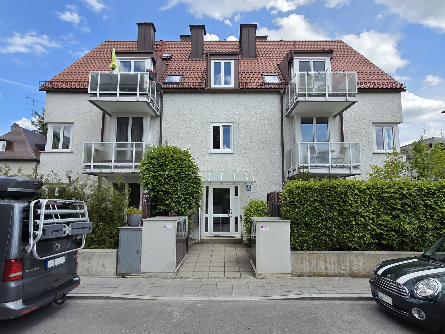 Nähe Waldfriedhof: Möblierte 2-Zimmer Wohnung im EG, kleine Anlage m. Terrasse – Schongauerstraße 35, 81377 München(Sendling-Westpark) – Vorschaubild 2