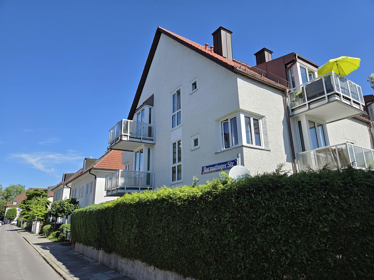 Nähe Waldfriedhof: Möblierte 2-Zimmer Wohnung im EG, kleine Anlage m. Terrasse – Schongauerstraße 35, 81377 München(Sendling-Westpark) – Vorschaubild 3