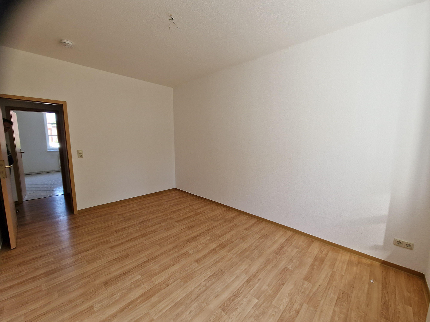 Stufenlose 2-Zimmer-Erdgeschosswohnung mit Terrasse & Stellplatz im Husarenpark Torgau zu vermieten – Torgau – Vorschaubild 10