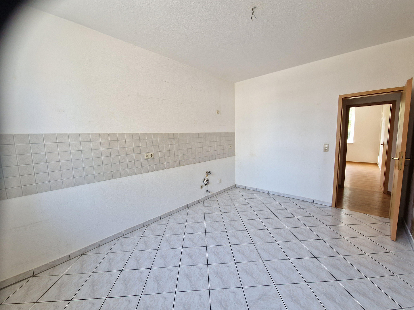 Stufenlose 2-Zimmer-Erdgeschosswohnung mit Terrasse & Stellplatz im Husarenpark Torgau zu vermieten – Torgau – Vorschaubild 8