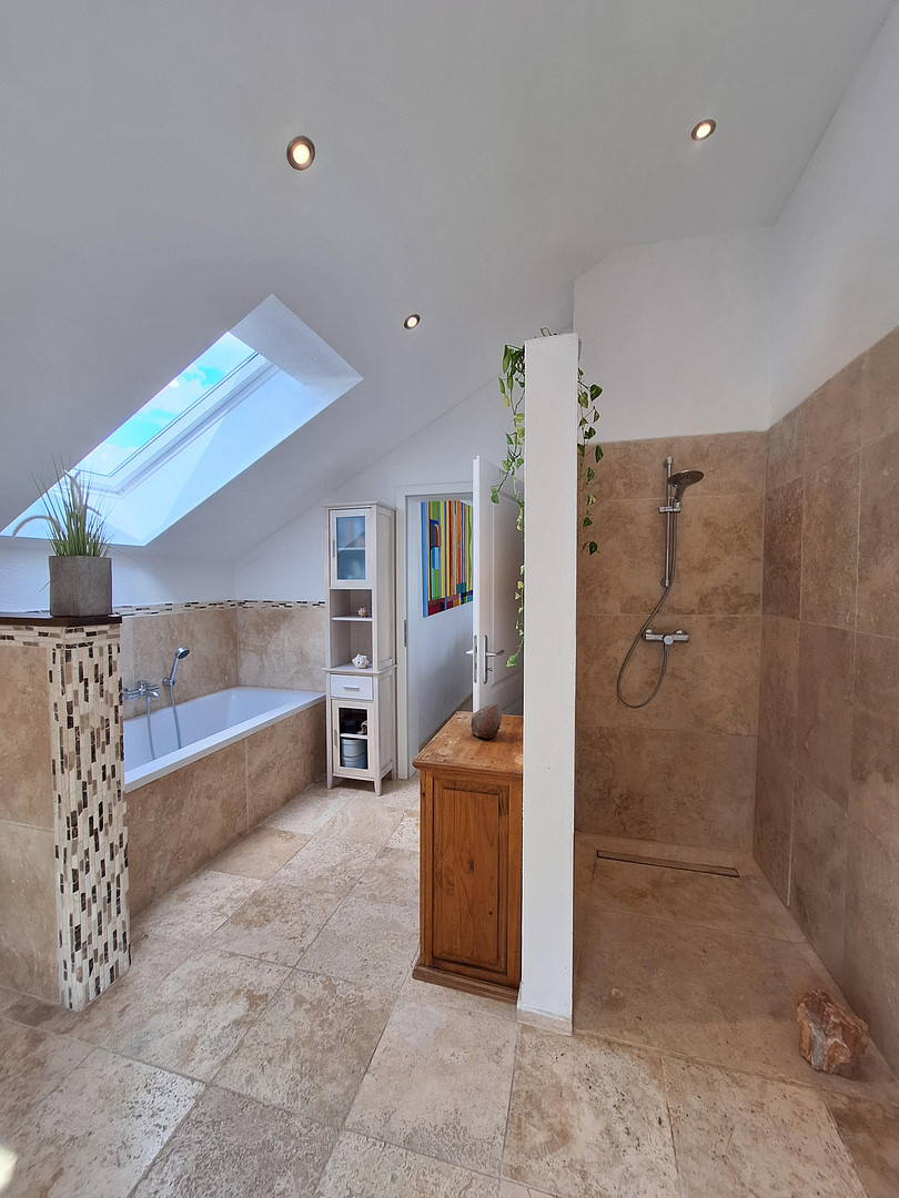 Landhaus mit  Einliegerwohnung auf großzügigem Grundstück mit toller Fernsicht – Gaggenau(Michelbach) – Vorschaubild 12