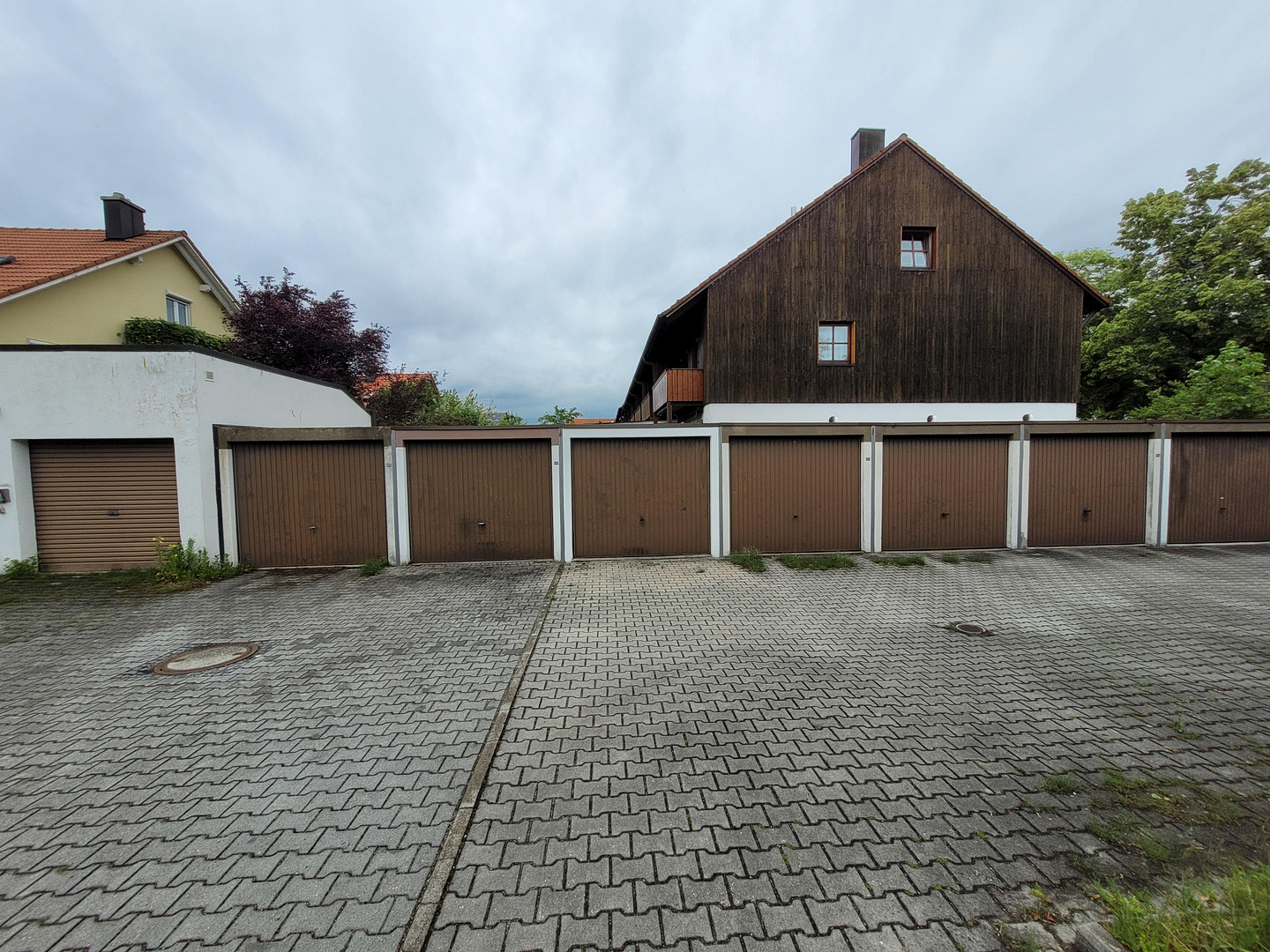 Modernisiertes Reihenmittelhaus mit Garten, Balkon und Keller in München-Perlach – Wilhelm-Hoegner-Straße 42, 81377 München(Hadern) – Vorschaubild 12