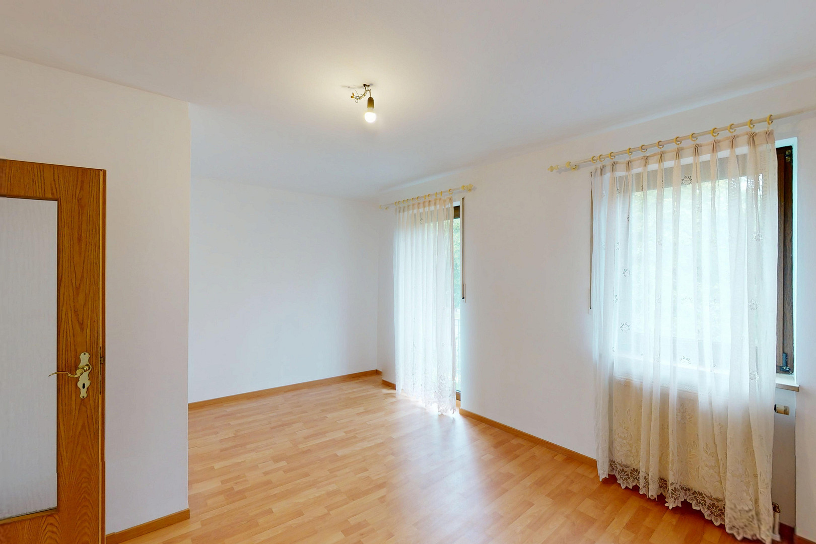 Modernisiertes Reihenmittelhaus mit Garten, Balkon und Keller in München-Perlach – Wilhelm-Hoegner-Straße 42, 81377 München(Hadern) – Vorschaubild 8