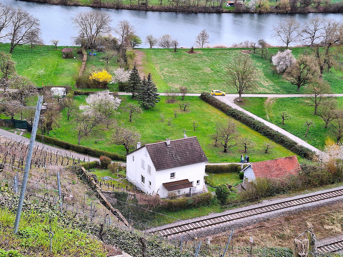 Ehemaliges Bahnwärterhaus in einmaliger Lage – Kirchheim am Neckar – Vorschaubild 2
