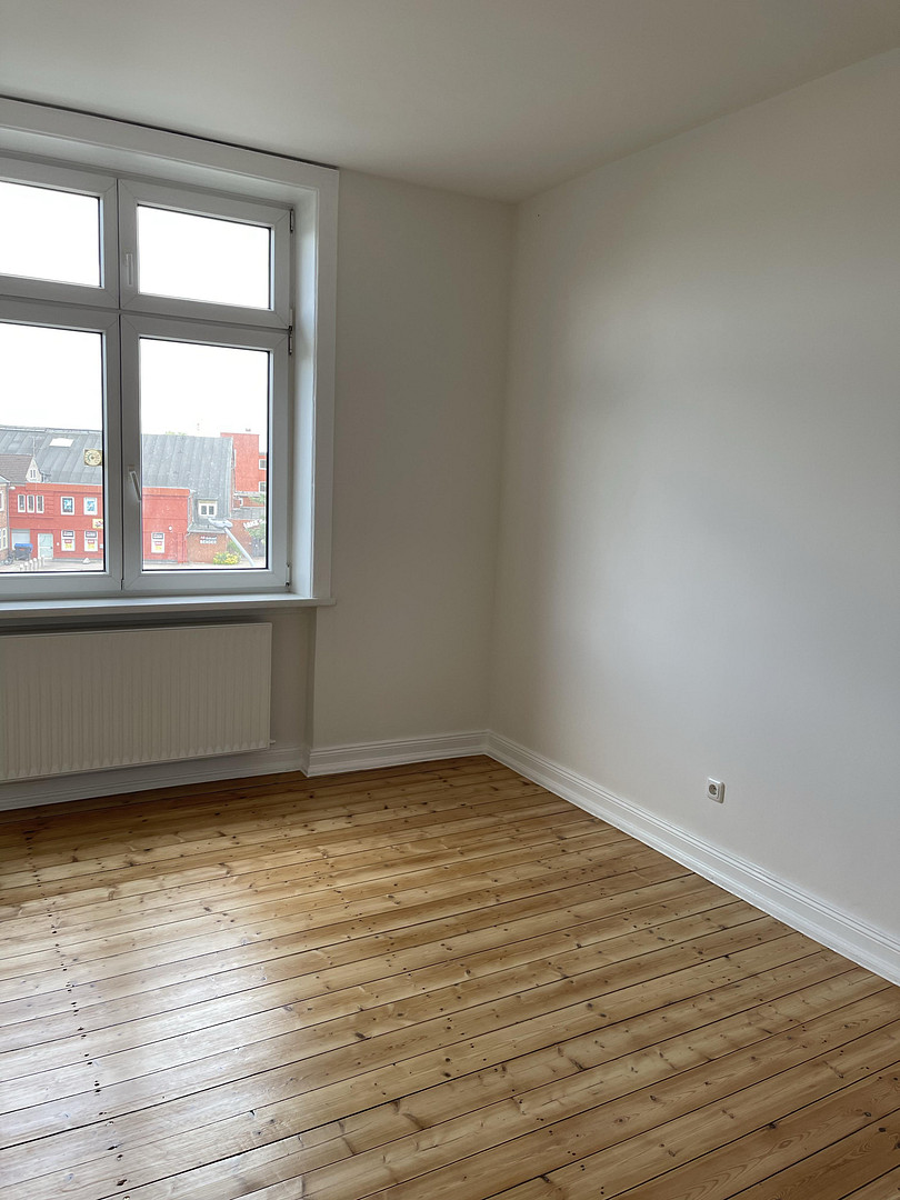 Charmante 2-Zi.-Altbauwohnung, frisch renoviert und mit Balkon – Schwartauer Allee 121a, 23554 Lübeck(Holstentor Nord) – Vorschaubild 4