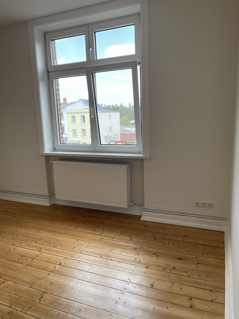 Charmante 2-Zi.-Altbauwohnung, frisch renoviert und mit Balkon – Schwartauer Allee 121a, 23554 Lübeck(Holstentor Nord) – Vorschaubild 3