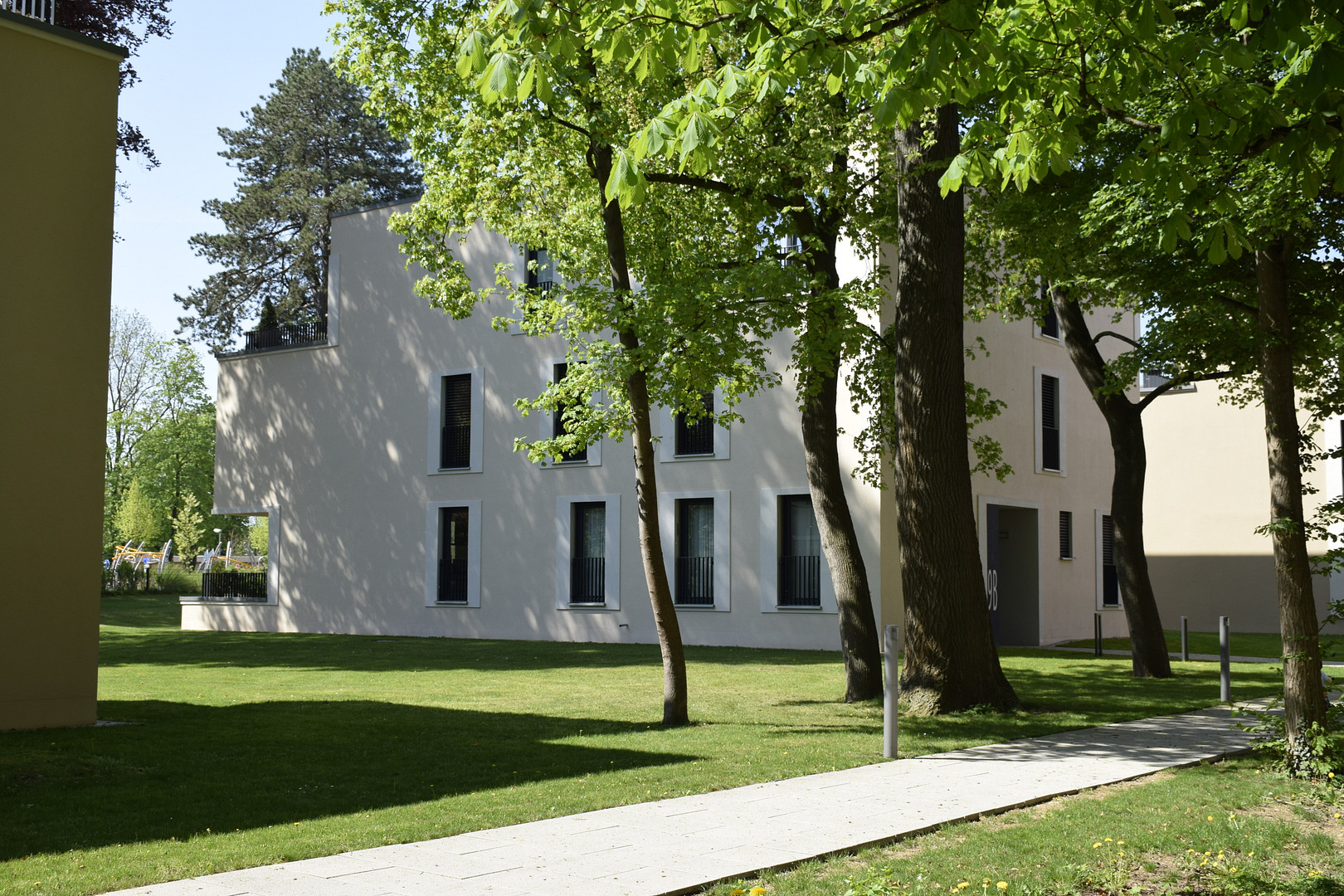 Maklerfrei / Eigenbezug od. Kapitalanlage / Moderne & exklusive Stadtvillawohnung – Am Provinopark 9B, 86153 Augsburg(Innenstadt) – Vorschaubild 11