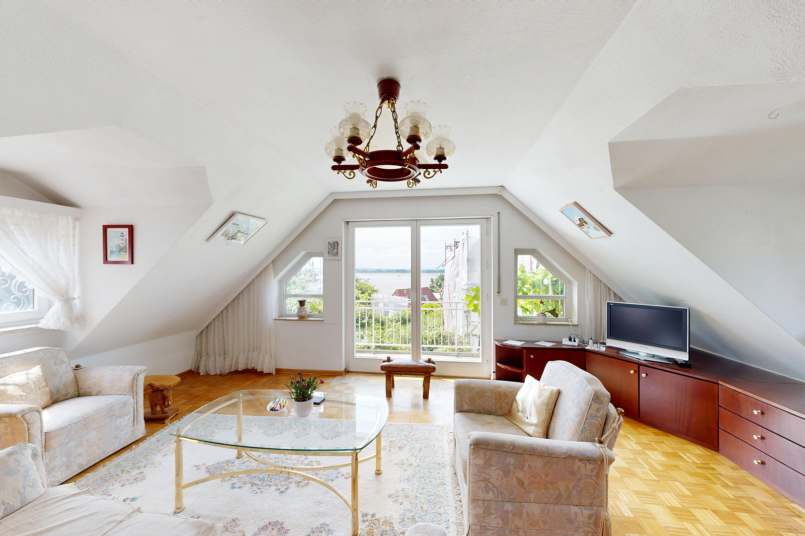 Einzigartiges Einfamilienhaus im Blankeneser Treppenviertel mit Elbblick und Garten – 22587 Hamburg(Blankenese) – Vorschaubild 11