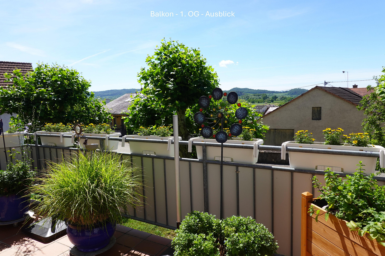 Wohnen mit Wohlfühlfaktor: 4,5 Zimmer Maisonette mit Terrasse, Balkon & Weinbergblick – Vogtsburg im Kaiserstuhl(Burkheim) – Vorschaubild 4