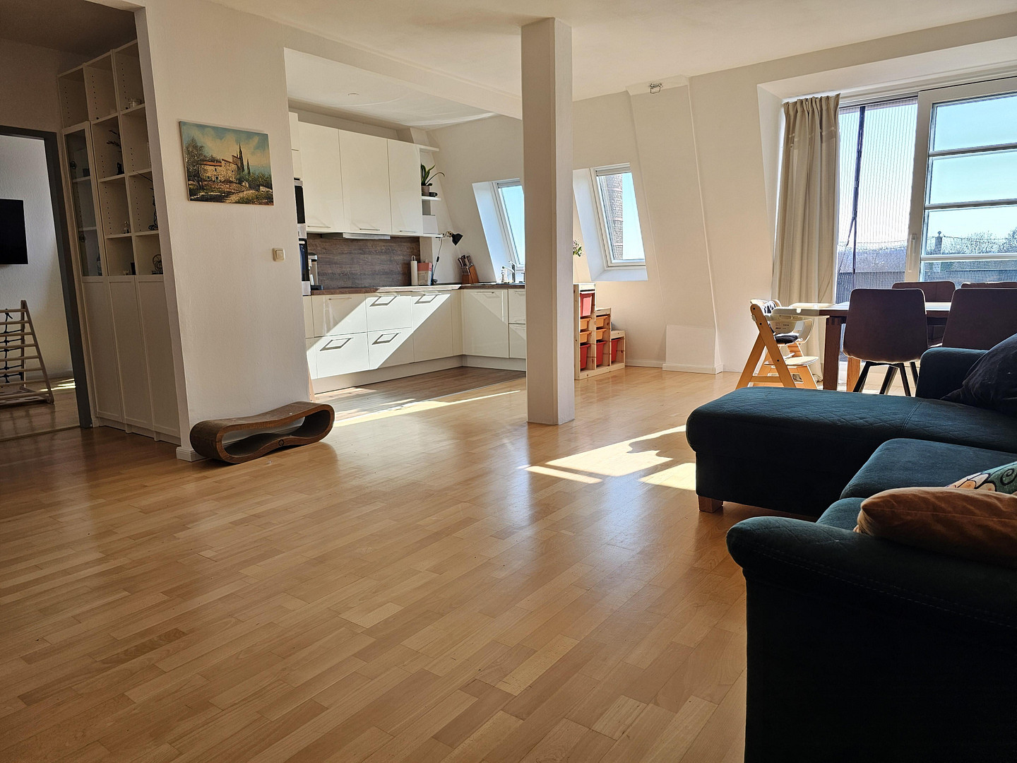 Moderne 4 Zimmer Wohnung im Herzen Frechens