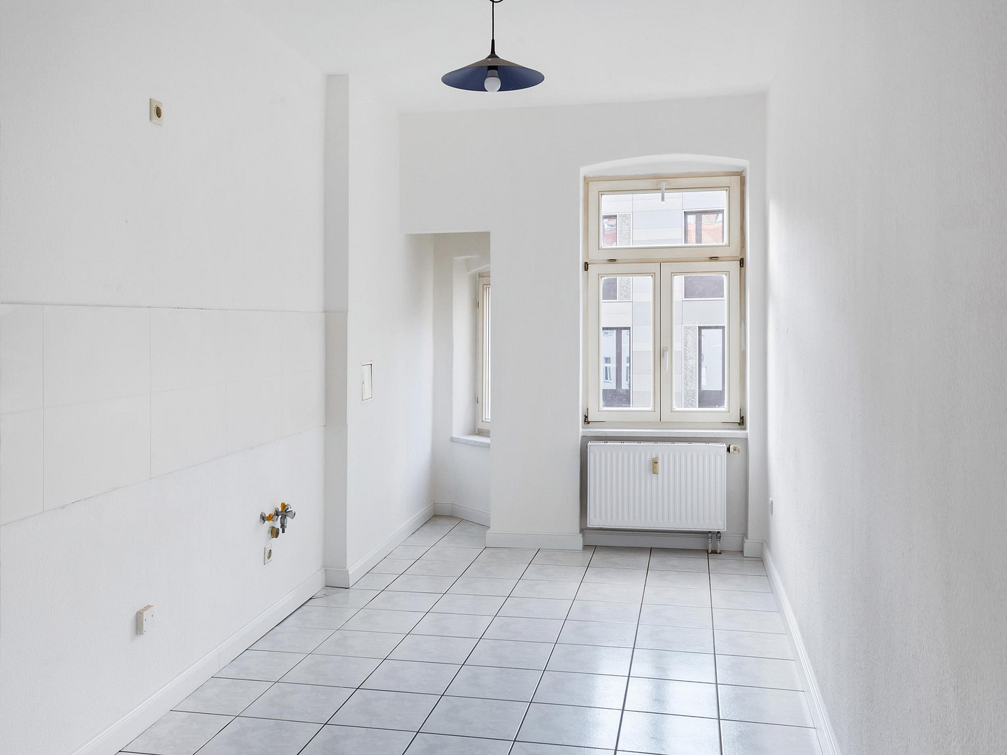 Bestandsvermietete 2-Zimmer-Altbauwohnung im denkmalgeschützten Gründerzeithaus – Jakobstraße 17, 2826 Görlitz – Vorschaubild 4