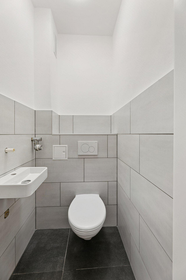 PROVISIONSFREI: komplett sanierte 3-ZKB mit Stellplatz und 2 Balkonen in Top Lage! – Bürgermeister-Bohl-Str. 24, 86157 Augsburg(Pfersee) – Vorschaubild 28