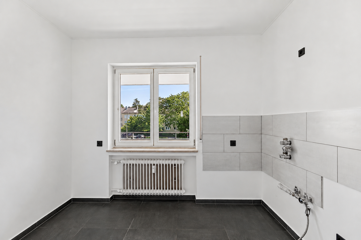 PROVISIONSFREI: komplett sanierte 3-ZKB mit Stellplatz und 2 Balkonen in Top Lage! – Bürgermeister-Bohl-Str. 24, 86157 Augsburg(Pfersee) – Vorschaubild 21