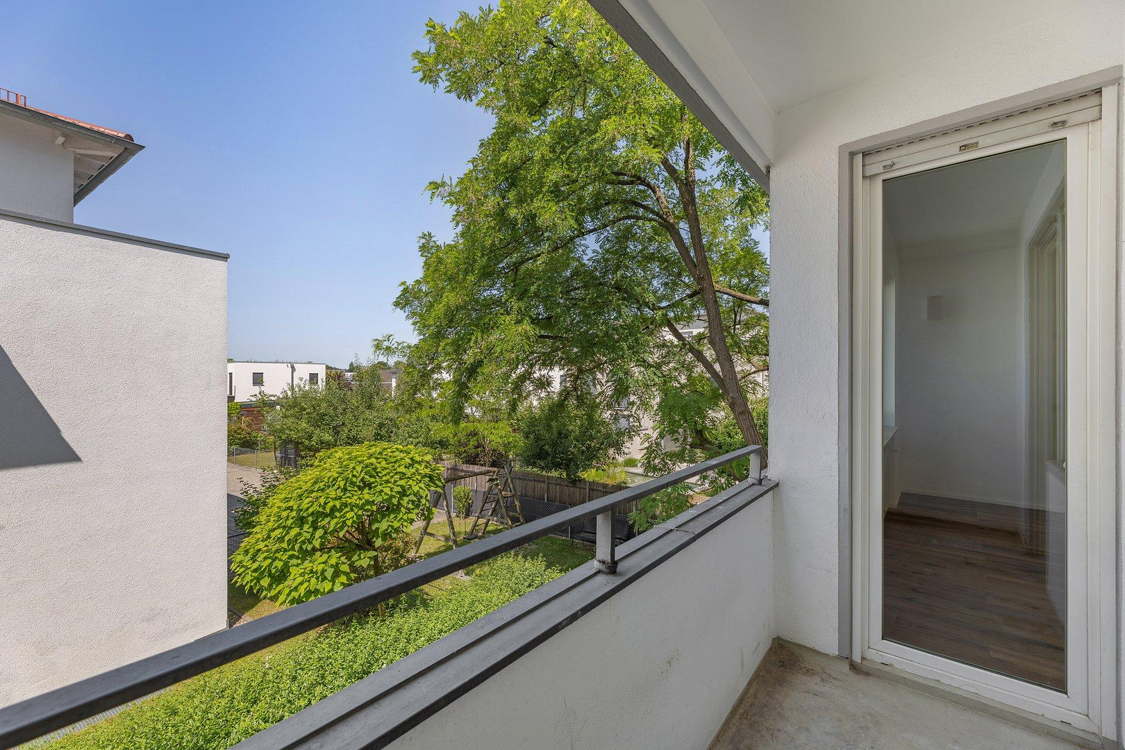 PROVISIONSFREI: komplett sanierte 3-ZKB mit Stellplatz und 2 Balkonen in Top Lage! – Bürgermeister-Bohl-Str. 24, 86157 Augsburg(Pfersee) – Vorschaubild 20