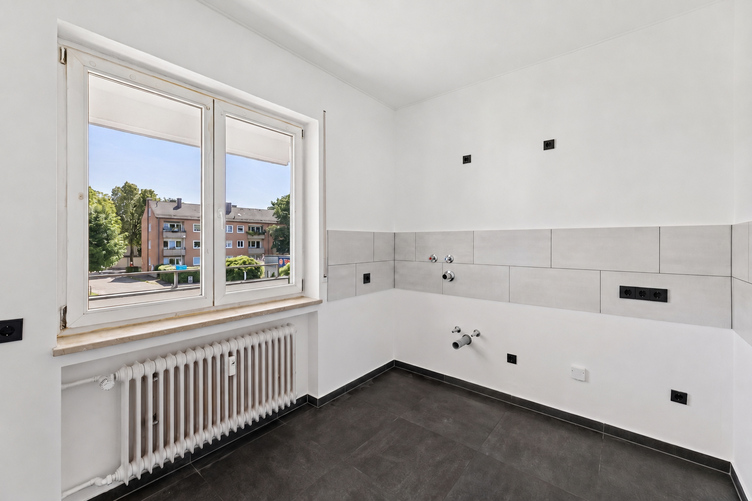 PROVISIONSFREI: komplett sanierte 3-ZKB mit Stellplatz und 2 Balkonen in Top Lage! – Bürgermeister-Bohl-Str. 24, 86157 Augsburg(Pfersee) – Vorschaubild 23