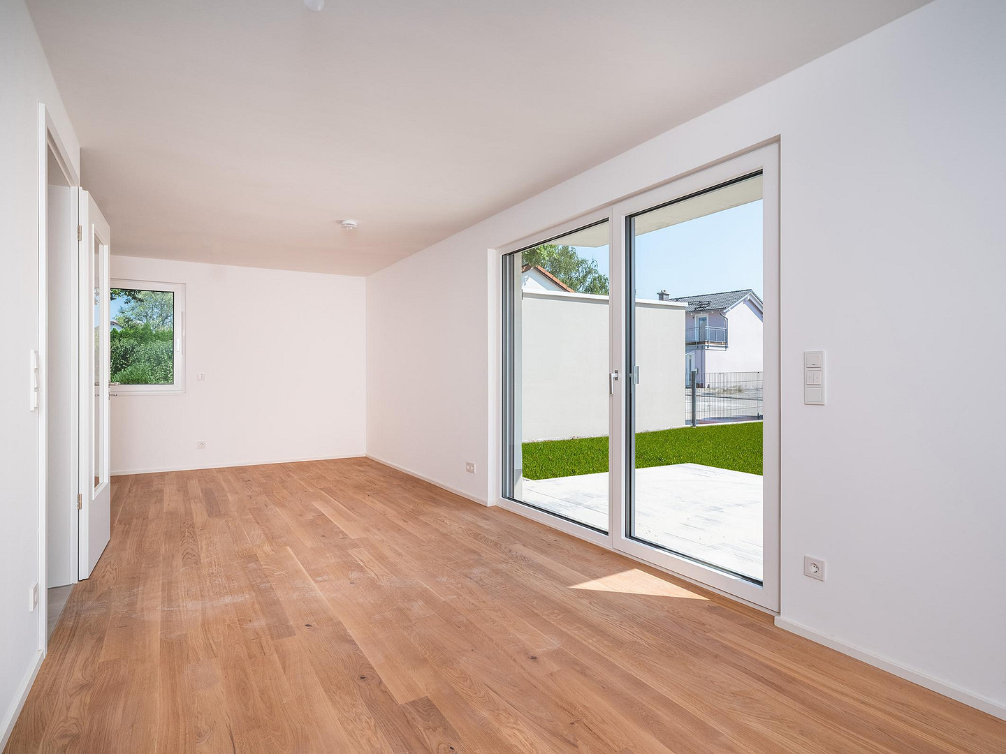 Bezugsfertige 2-Zimmer-Gartenwohnung in KfW-40-QNG-Neubau | Vaterstetten-Parsdorf - WE 01 – Parsdorf – Vorschaubild 5
