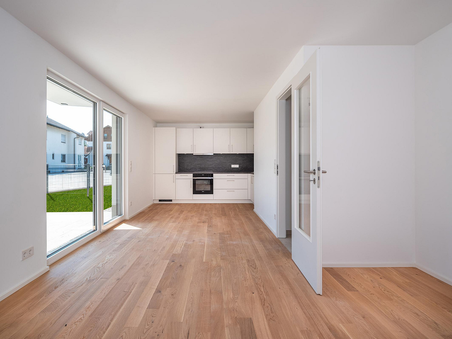 Bezugsfertige 2-Zimmer-Gartenwohnung in KfW-40-QNG-Neubau | Vaterstetten-Parsdorf - WE 01 – Parsdorf – Vorschaubild 4