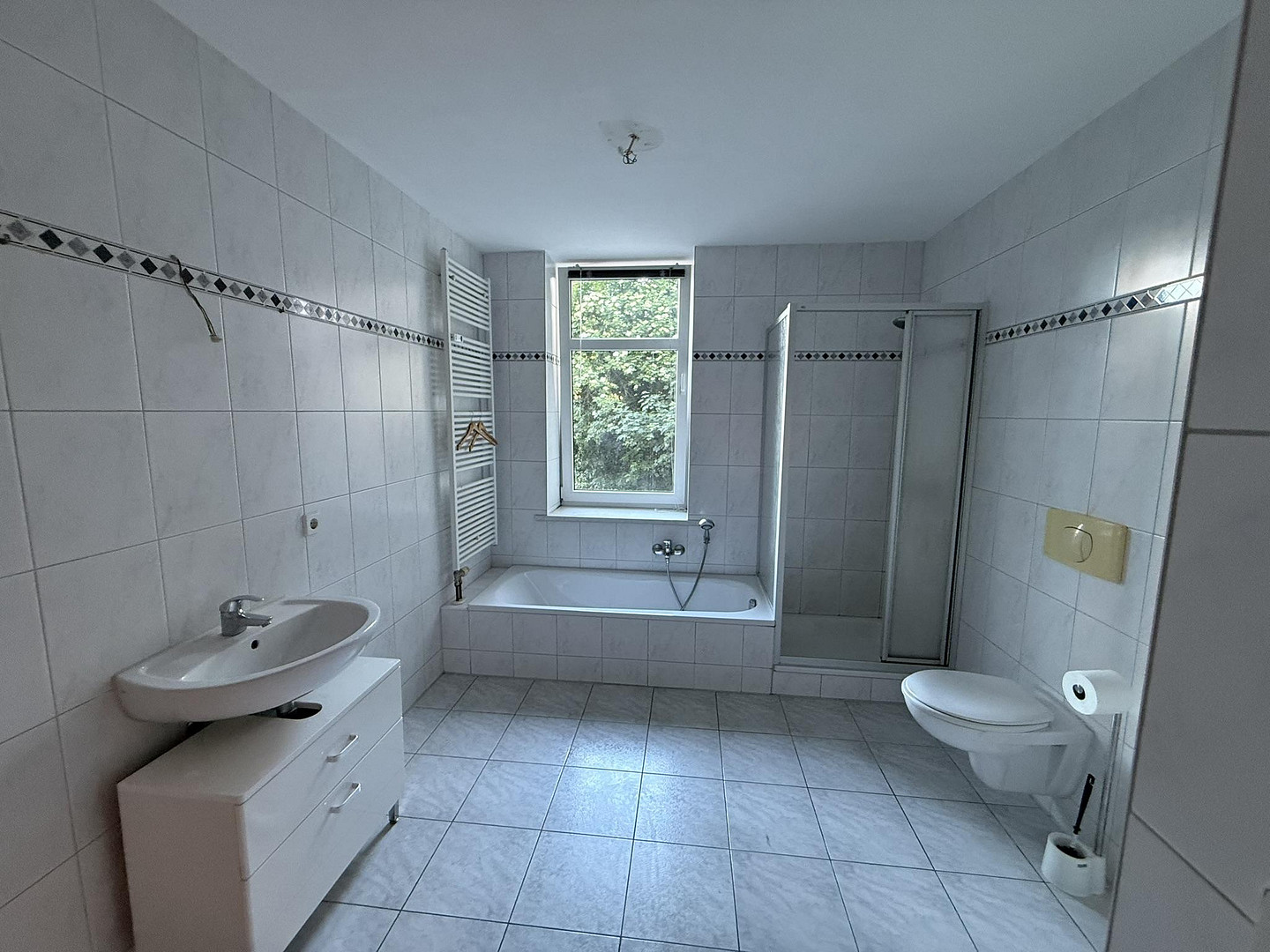 Einziehen und Wohlfühlen – 4-Zi-Wohnung in ruhiger Wohnlage mit perfekter Infrastrukturanbindung – Marienstraße 20, 4420 Markranstädt – Vorschaubild 12