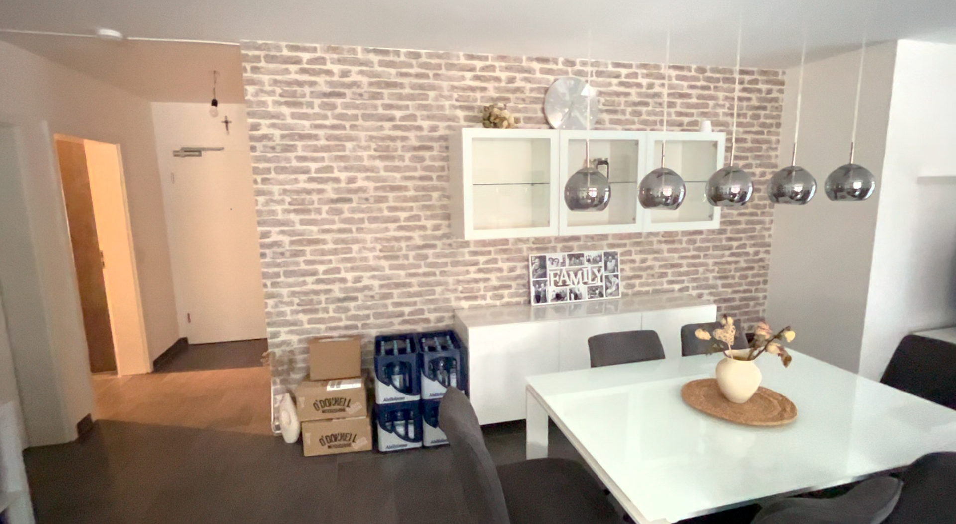 Wunderschöne und Helle Eigentumswohnung, Großer Balkon! – Senserbergstraße 1, 82256 Fürstenfeldbruck – Vorschaubild 4