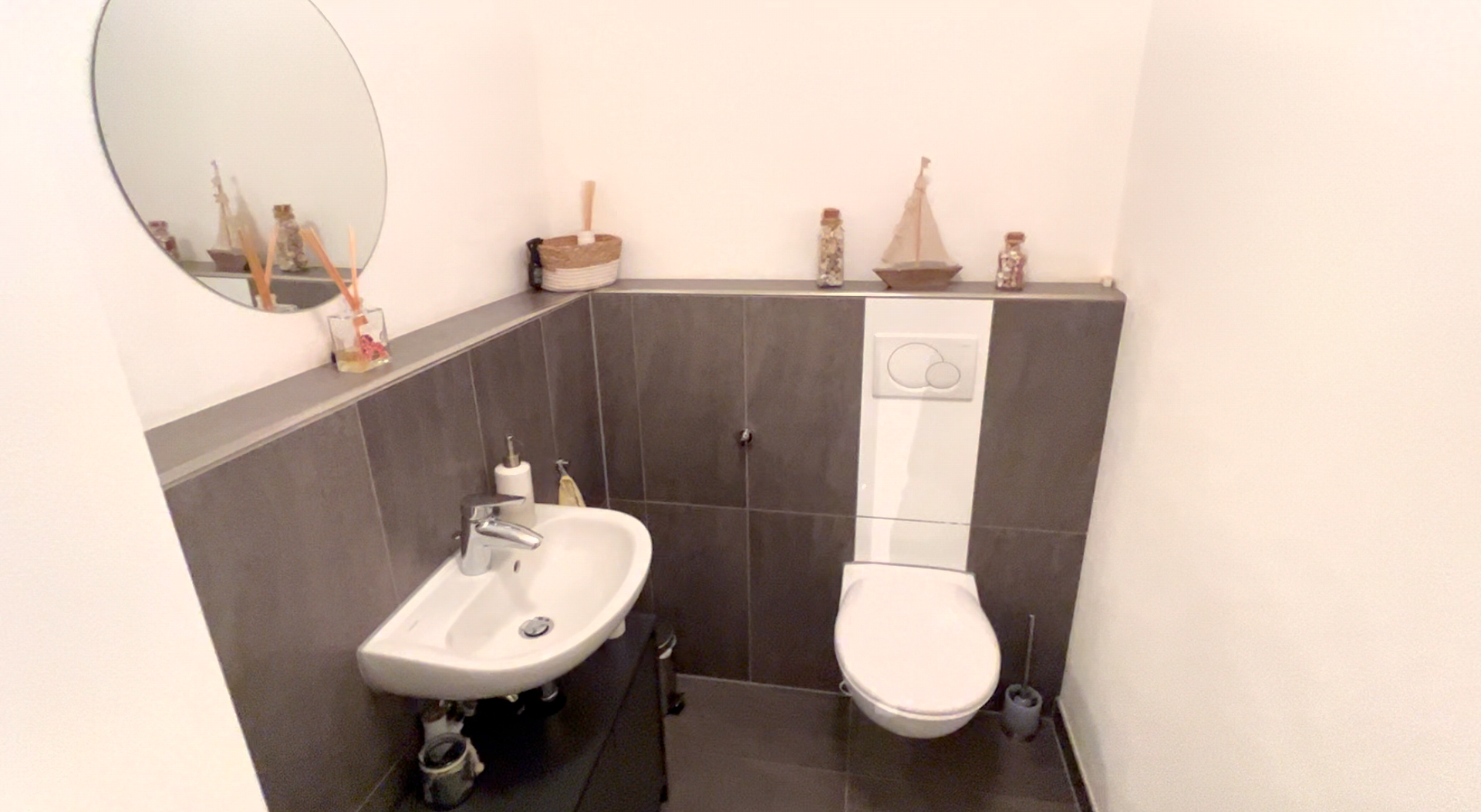 Wunderschöne und Helle Eigentumswohnung, Großer Balkon! – Senserbergstraße 1, 82256 Fürstenfeldbruck – Vorschaubild 6