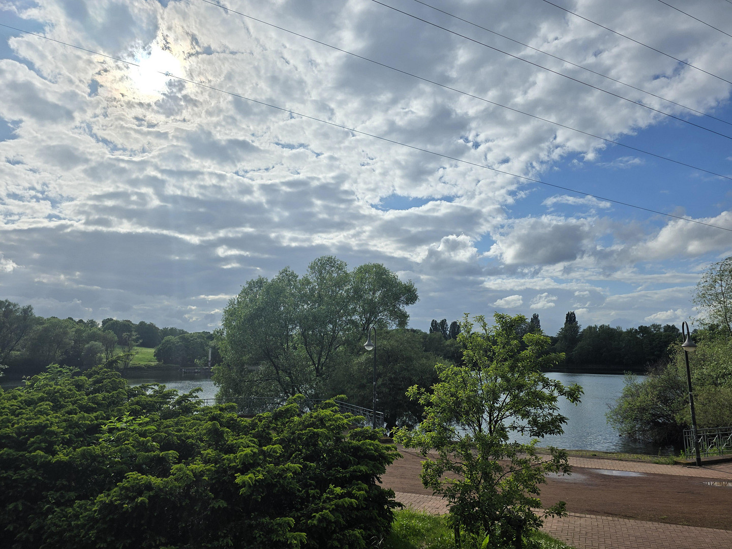 Lakeside Living at Volksgarten | 70 sqm Furnished | Quiet & Central in Düsseldorf – Düsseldorf(Wersten) – Vorschaubild 8