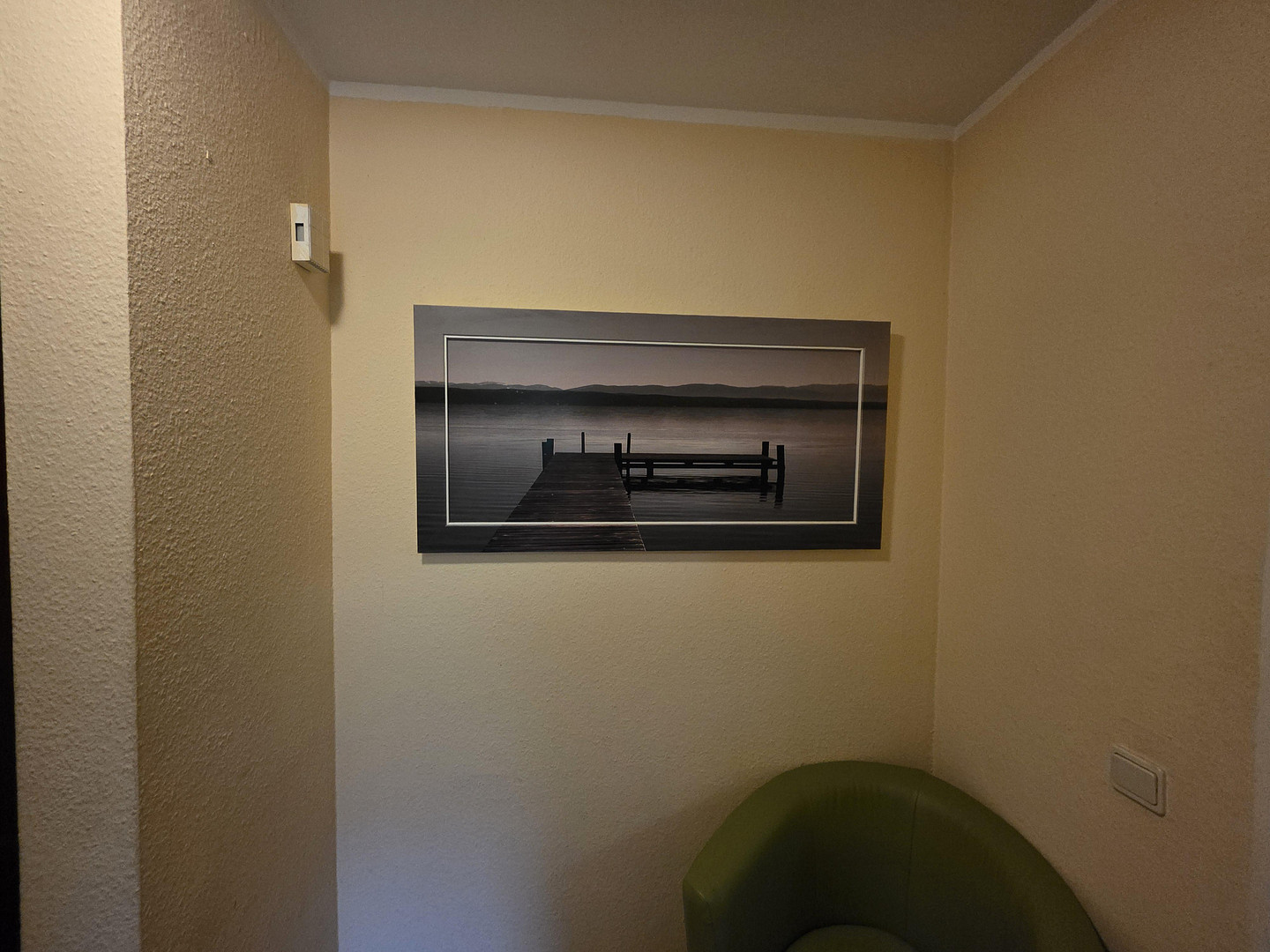 Lakeside Living at Volksgarten | 70 sqm Furnished | Quiet & Central in Düsseldorf – Düsseldorf(Wersten) – Vorschaubild 9
