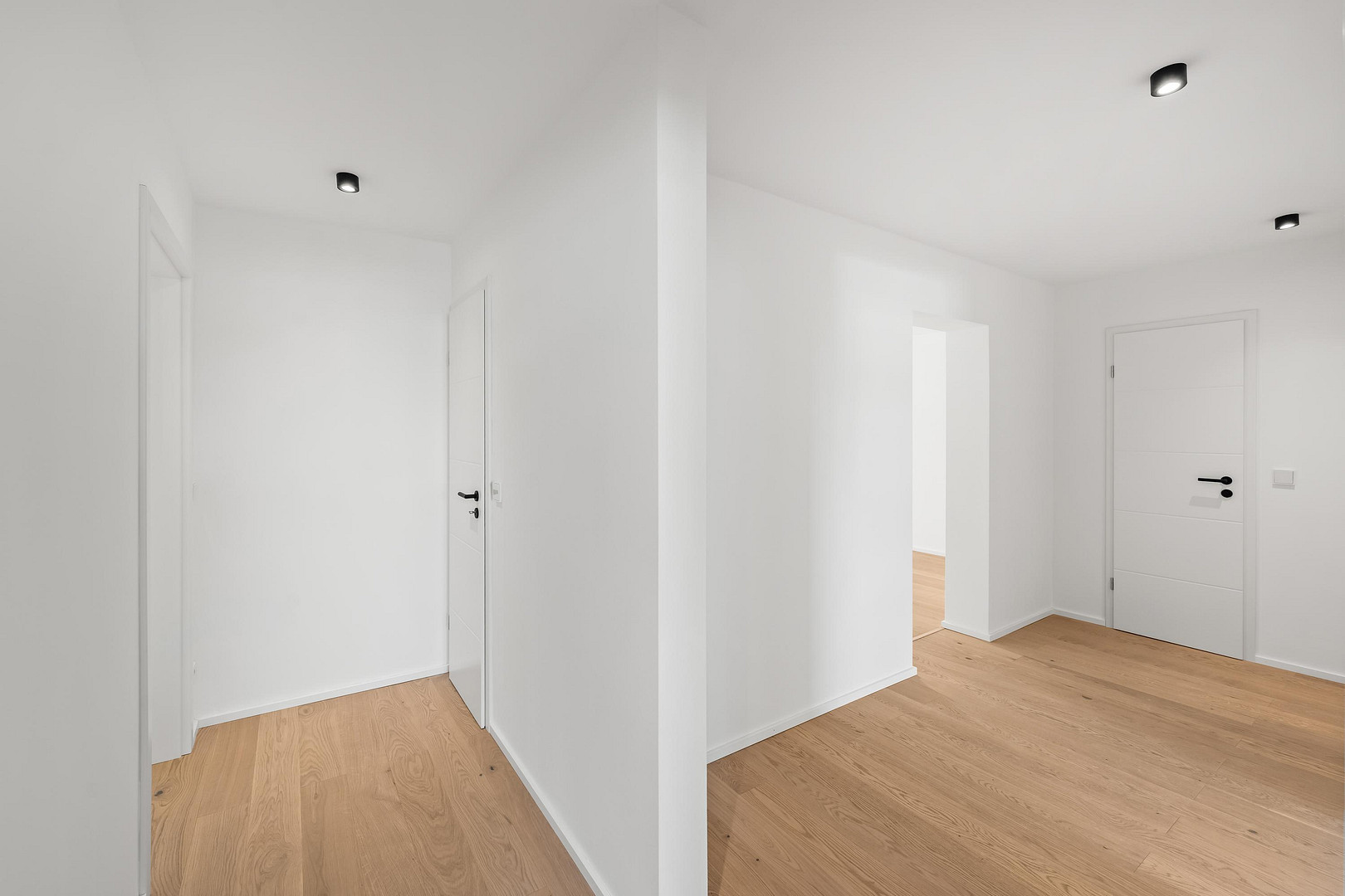 Ihr neues Zuhause: Exklusiv modernisierte 4-Zimmer-Wohnung mit großem Garten – Delpstr., 90473 Nürnberg(Langwasser) – Vorschaubild 10