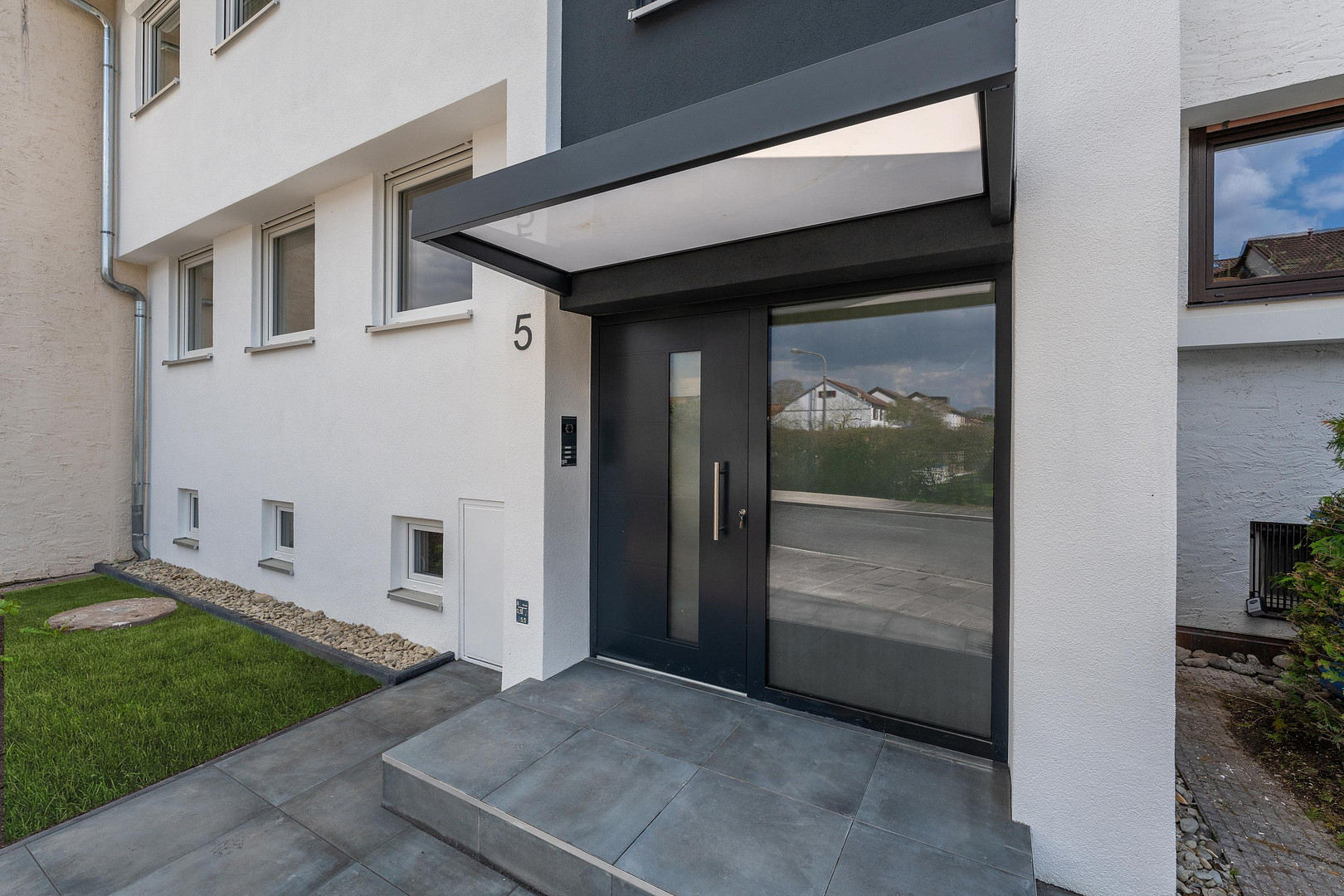 Exklusiv modernisierte 4-Zimmer-Wohnung mit Balkon in ruhiger Wohnlage – Erstbezug – Delpstr., 90473 Nürnberg(Langwasser) – Vorschaubild 14