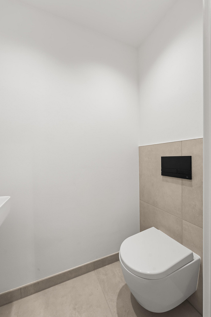 Exklusiv modernisierte 4-Zimmer-Wohnung mit Balkon in ruhiger Wohnlage – Erstbezug – Delpstr., 90473 Nürnberg(Langwasser) – Vorschaubild 12